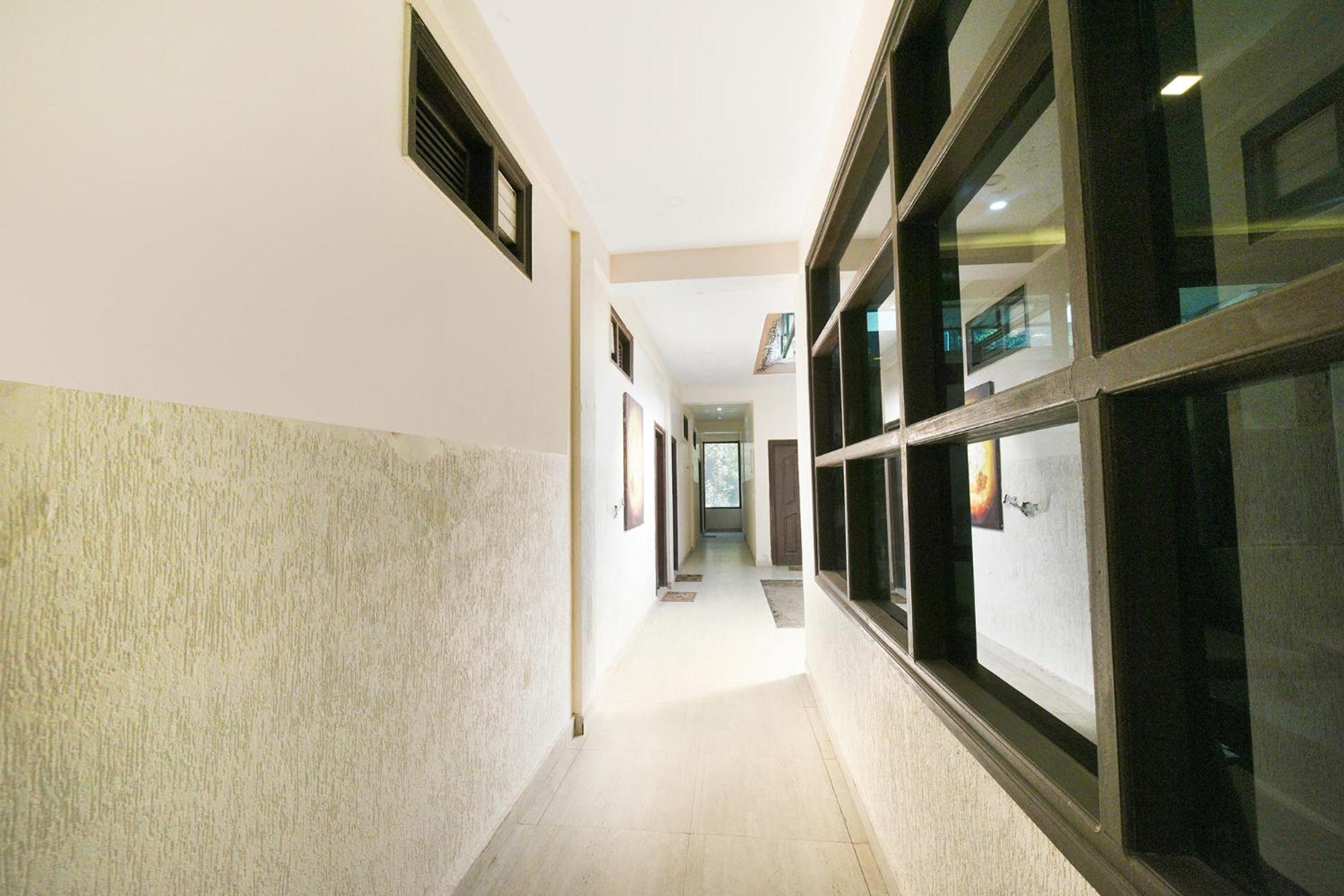 מוסורי Fabhotel Kempty Lake Resort מראה חיצוני תמונה