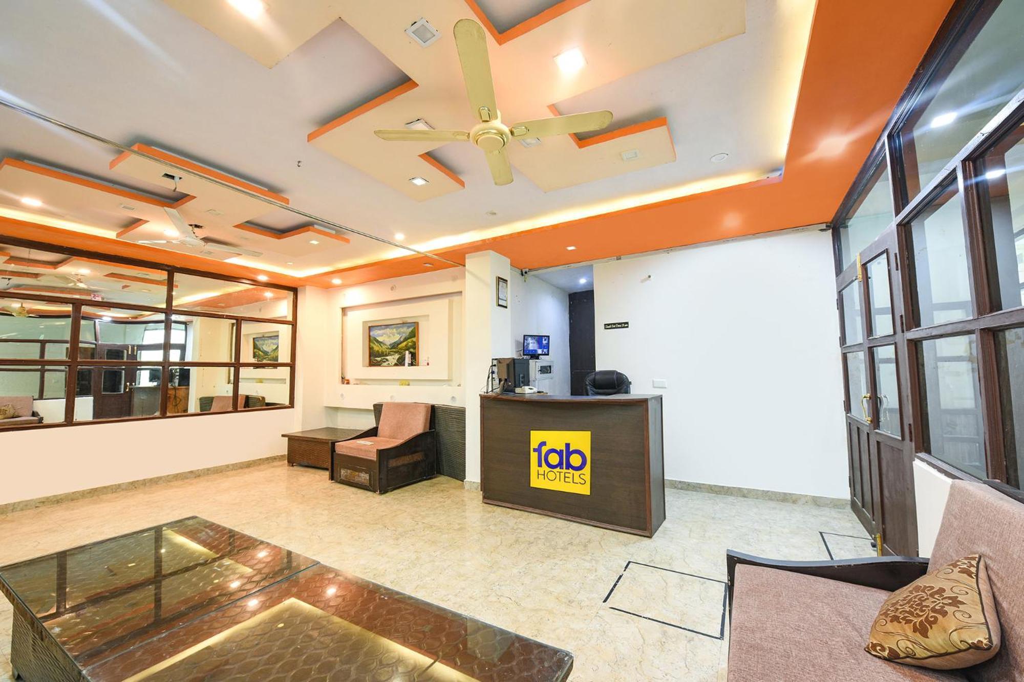 מוסורי Fabhotel Kempty Lake Resort מראה חיצוני תמונה